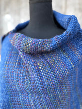 Load image into Gallery viewer, Peacock Poncho