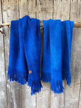 Load image into Gallery viewer, Simple Shawl

