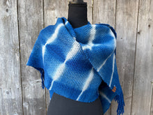 Load image into Gallery viewer, Ruana Blue and White
