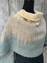 Load image into Gallery viewer, Earthy-tones Poncho
