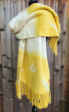 Load image into Gallery viewer, Yellow and White Shawl
